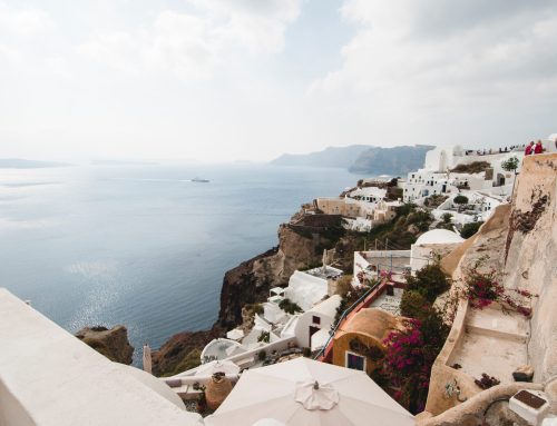 Best time to visit Santorini